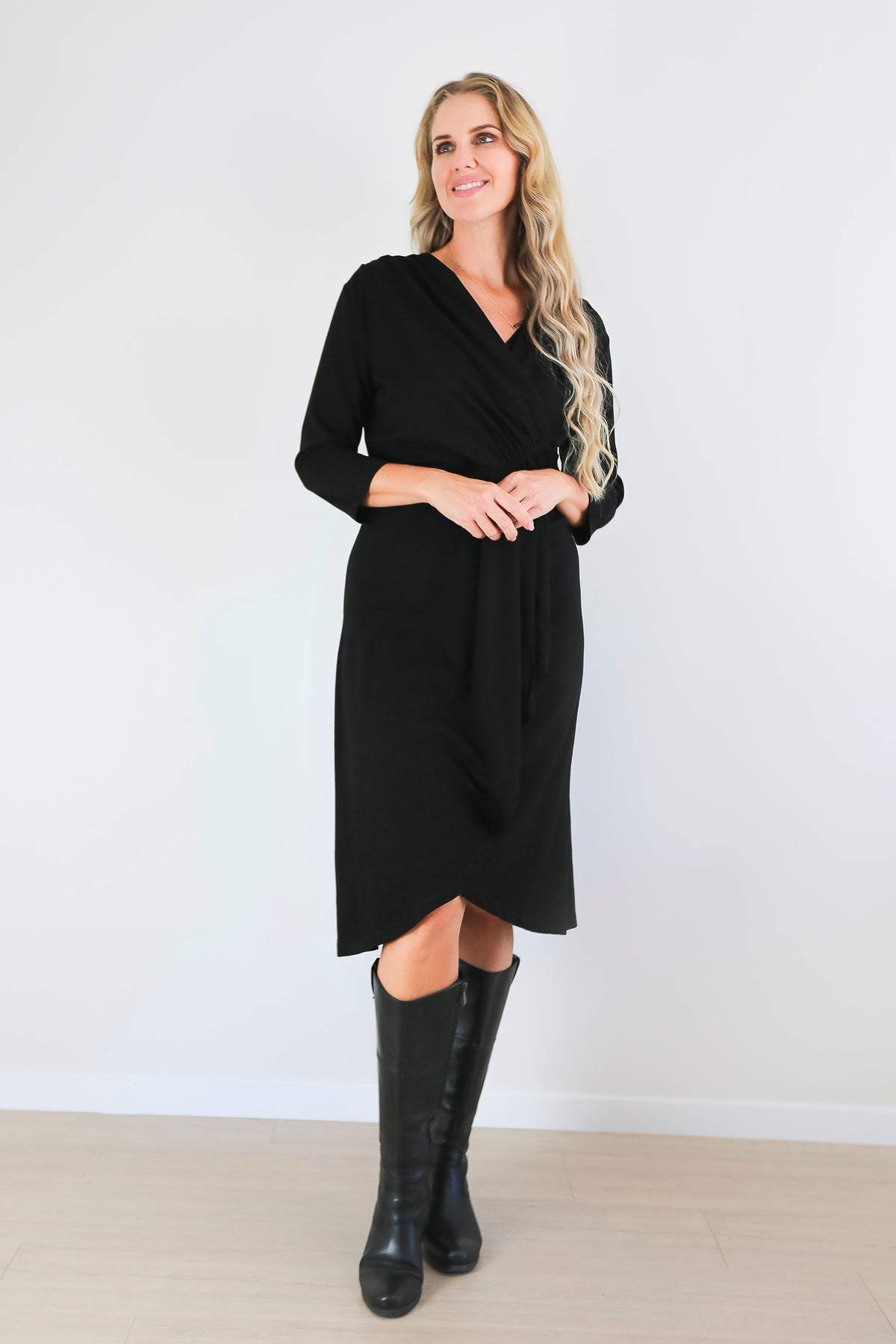 Contrast V-Neck Slim Knitted Women Midi Dress